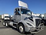 Used 2019 Volvo VNR Volvo D13 Semi Truck for sale #868574 - photo 4