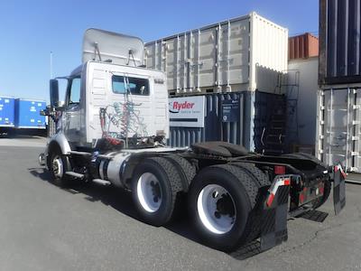 Used 2019 Volvo VNR Volvo D13 Semi Truck for sale #868575 - photo 2