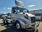 Used 2019 Volvo VNR Volvo D13 Semi Truck for sale #868576 - photo 4