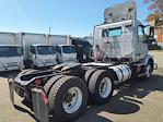 Used 2019 Volvo VNR Volvo D13 Semi Truck for sale #868576 - photo 5