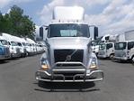 Used 2019 Volvo VNR Volvo D13 Semi Truck for sale #868580 - photo 3