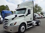 Used 2019 Freightliner Cascadia Detroit Diesel DD15 Semi Truck for sale #870385 - photo 1
