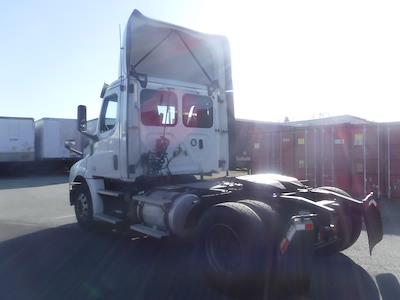 Used 2019 Freightliner Cascadia Detroit Diesel DD15 Semi Truck for sale #870417 - photo 2