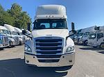 Used 2019 Freightliner Cascadia Detroit Diesel DD15 Semi Truck for sale #870421 - photo 3