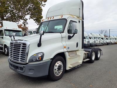 Used 2019 Freightliner Cascadia Cummins X15 Semi Truck for sale #873711 - photo 1