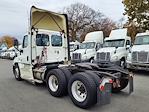 Used 2019 Freightliner Cascadia Cummins X15 Semi Truck for sale #873711 - photo 2