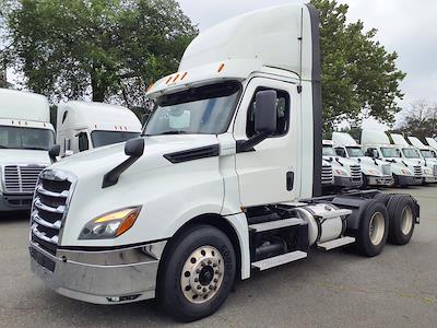 Used 2020 Freightliner Cascadia Detroit Diesel DD15 Semi Truck for sale #873750 - photo 1