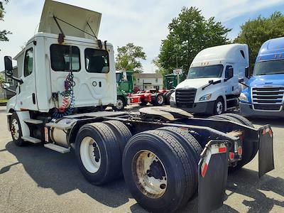 Used 2019 Freightliner Cascadia - photo 1