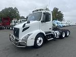 Used 2019 Volvo VNR Volvo D13 Semi Truck for sale #880569 - photo 1