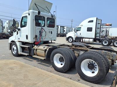 Used 2020 Freightliner Cascadia Detroit DD13 Semi Truck for sale #244941 - photo 2