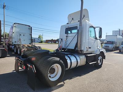 Used 2016 Volvo VNL Volvo D13 Semi Truck for sale #387383 - photo 2