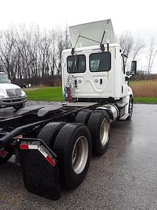 Used 2018 Freightliner Cascadia Detroit DD13 Semi Truck for sale #746098 - photo 2