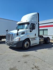 Used 2019 Freightliner Cascadia Detroit DD13 Semi Truck for sale #803495 - photo 1