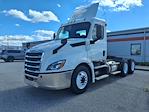 Used 2019 Freightliner Cascadia Detroit DD13 Semi Truck for sale #812944 - photo 1