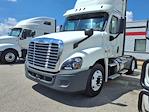 Used 2020 Freightliner Cascadia Detroit DD13 Semi Truck for sale #879375 - photo 4