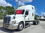 Used 2020 Freightliner Cascadia Detroit Diesel DD15 Semi Truck with Sleeper Cab for sale #245538 - photo 1