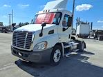 Used 2015 Freightliner Cascadia Detroit DD13 Semi Truck for sale #640255 - photo 1