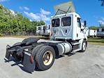 Used 2015 Freightliner Cascadia Detroit DD13 Semi Truck for sale #640255 - photo 5