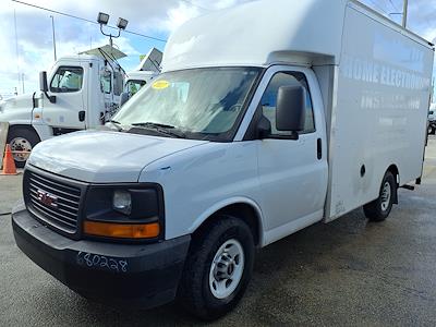 Used 2017 GMC Savana 3500 Box Truck for sale #680228 - photo 1