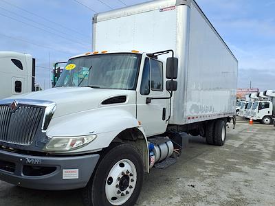 Used 2018 International DuraStar 4300 Box Truck for sale #769199 - photo 1