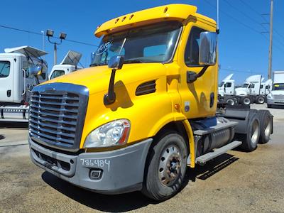 Used 2018 Freightliner Cascadia Detroit DD13 Semi Truck for sale #786984 - photo 1