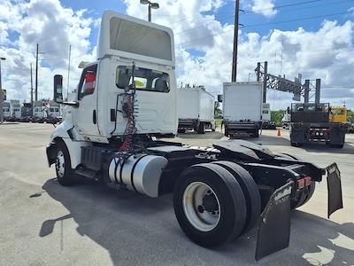 Used 2018 International RH International A26 Semi Truck for sale #812355 - photo 2