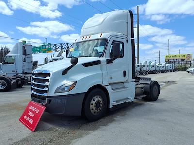 Used 2020 Freightliner Cascadia Detroit DD13 Semi Truck for sale #879084 - photo 1