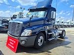 Used 2020 Freightliner Cascadia Detroit DD13 Semi Truck for sale #881032 - photo 1