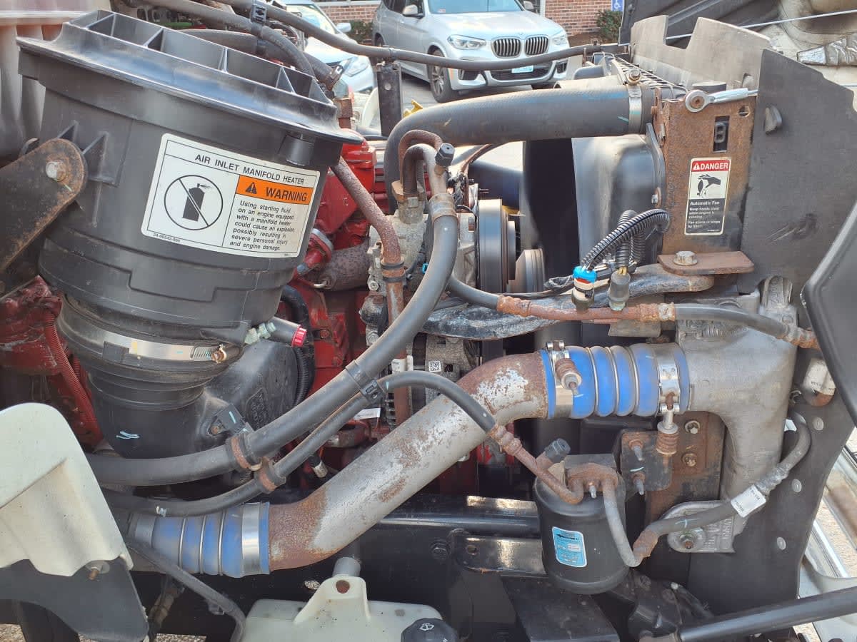 Used 2020 Freightliner M2 106 - photo 12