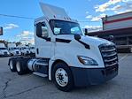 Used 2019 Freightliner Cascadia Detroit DD13 Semi Truck for sale #585689 - photo 4