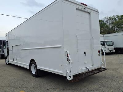 Used 2016 Freightliner MT 55 Step Van / Walk-in for sale #654021 - photo 2