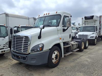 Used 2017 Freightliner Cascadia Detroit Diesel DD15 Semi Truck for sale #664285 - photo 1