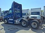Used 2017 Freightliner Cascadia Cummins ISX Semi Truck for sale #665596 - photo 2