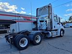Used 2017 Freightliner Cascadia Cummins ISX Semi Truck for sale #675165 - photo 5