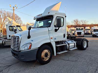 Used 2017 Freightliner Cascadia Detroit DD13 Semi Truck for sale #679428 - photo 1