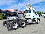Used 2017 Freightliner Cascadia Detroit DD13 Semi Truck for sale #679684 - photo 5