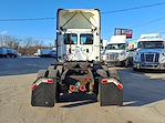 Used 2017 Freightliner Cascadia Detroit Diesel DD15 Semi Truck for sale #679697 - photo 6