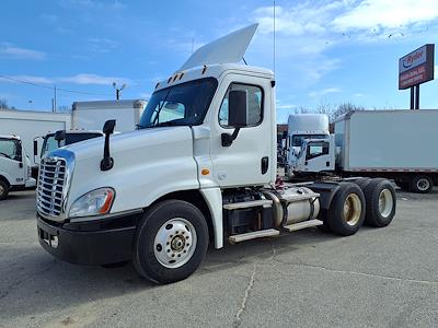 Used 2018 Freightliner Cascadia Detroit DD13 Semi Truck for sale #744840 - photo 1
