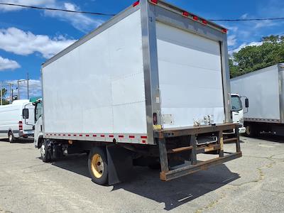 Used 2018 Isuzu NRR Refrigerated Body for sale #776284 - photo 2