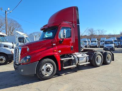 Used 2019 Freightliner Cascadia Detroit DD13 Semi Truck for sale #804381 - photo 1
