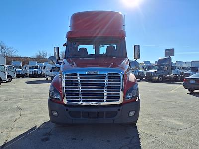 Used 2019 Freightliner Cascadia Detroit DD13 Semi Truck for sale #804381 - photo 2