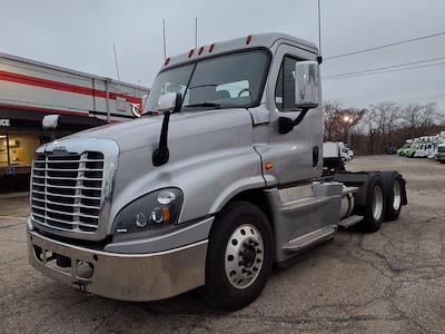 Used 2019 Freightliner Cascadia Cummins X15 Semi Truck for sale #808219 - photo 1