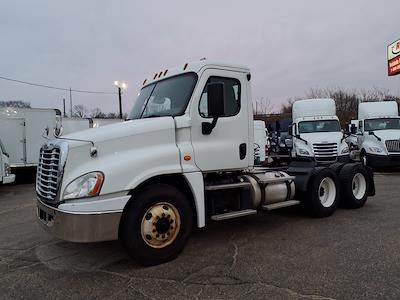 Used 2019 Freightliner Cascadia Detroit Diesel DD15 Semi Truck for sale #824571 - photo 1