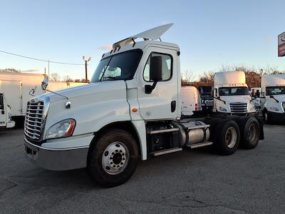 Used 2019 Freightliner Cascadia Detroit Diesel DD15 Semi Truck for sale #824573 - photo 1