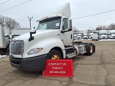 Used 2019 International LT - photo 1