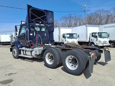 Used 2020 Freightliner M2 112 Detroit DD13 Semi Truck for sale #884578 - photo 2