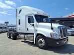Used 2020 Freightliner Cascadia Detroit Diesel DD15 Semi Truck with Sleeper Cab for sale #899469 - photo 4