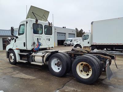 Used 2020 Freightliner Cascadia Detroit DD13 Semi Truck for sale #200170 - photo 2
