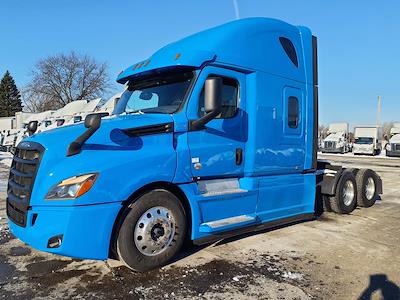 Used 2020 Freightliner Cascadia Detroit Diesel DD15 Semi Truck with Sleeper Cab for sale #242608 - photo 1