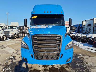 Used 2020 Freightliner Cascadia Detroit Diesel DD15 Semi Truck with Sleeper Cab for sale #242608 - photo 2
